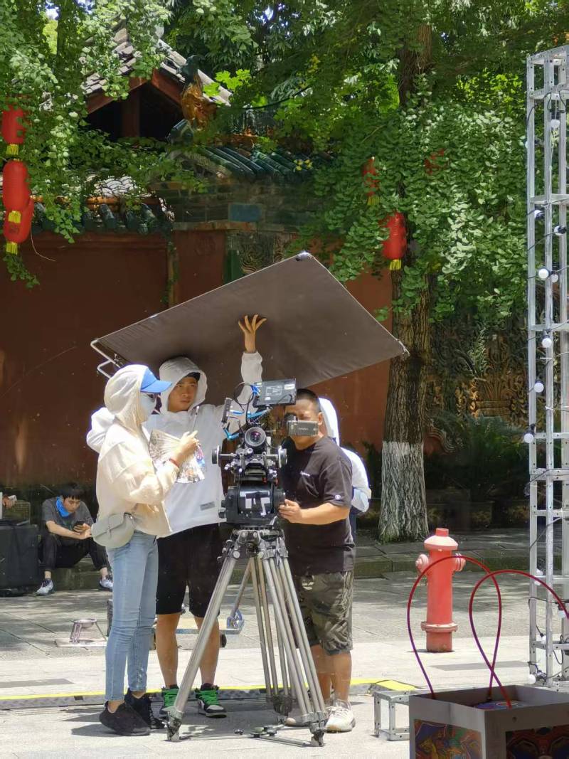 西湖区TVC拍摄公司：资深团队坐镇，打造现象级广告作品的幕后推手