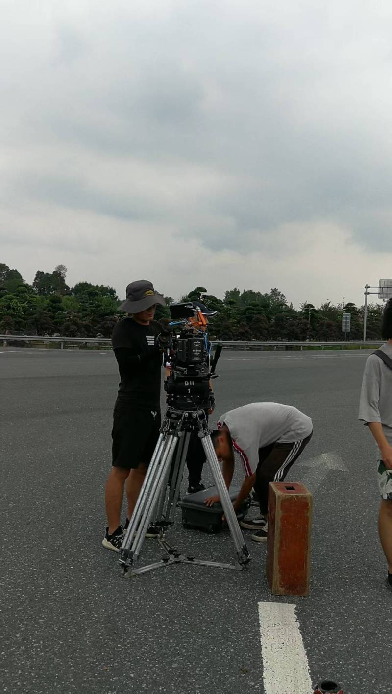 西湖区TVC拍摄公司：唤醒集体记忆，构建跨代际沟通桥梁